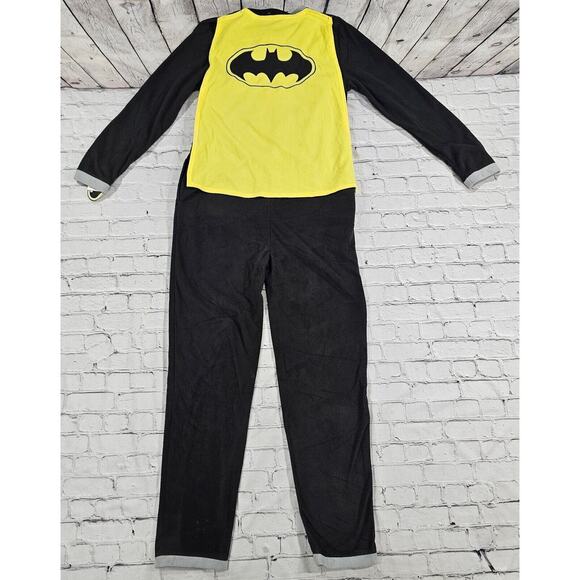 Batman TM & DC Comics Bioworld Jumpsuit Embroidered Cape MENS SIZE MEDIUM - Picture 13 of 14